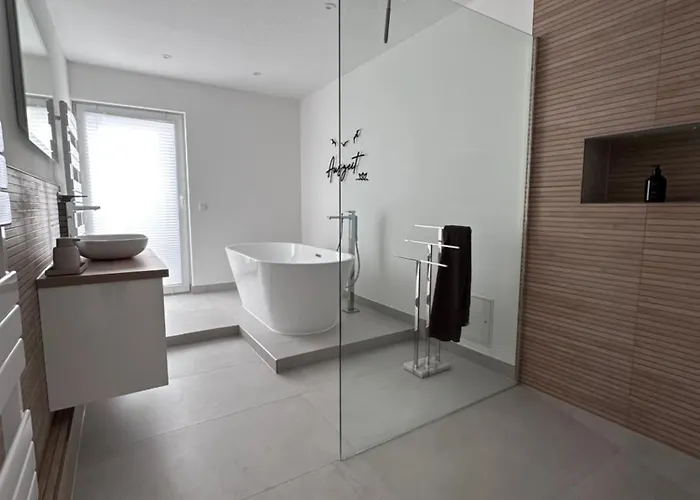 Tiare - * Bad Harzburg